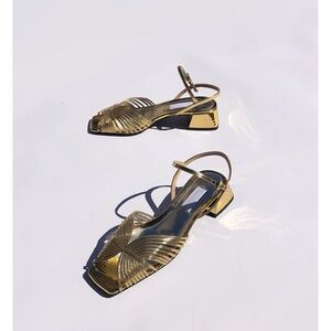 Suzanne Rae low 70’s sandal in gold